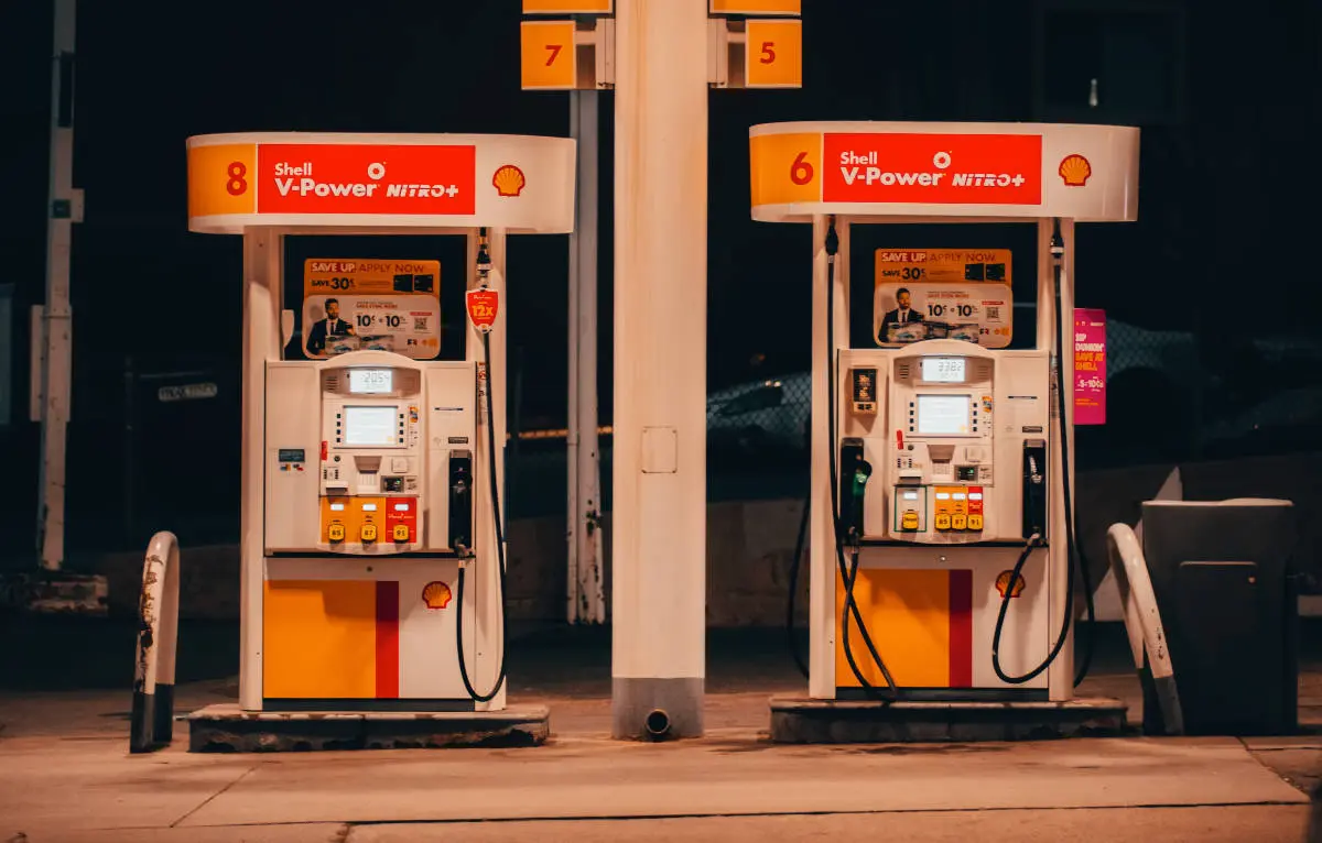 The History of the First Gas Station and Its Impact on Transportation