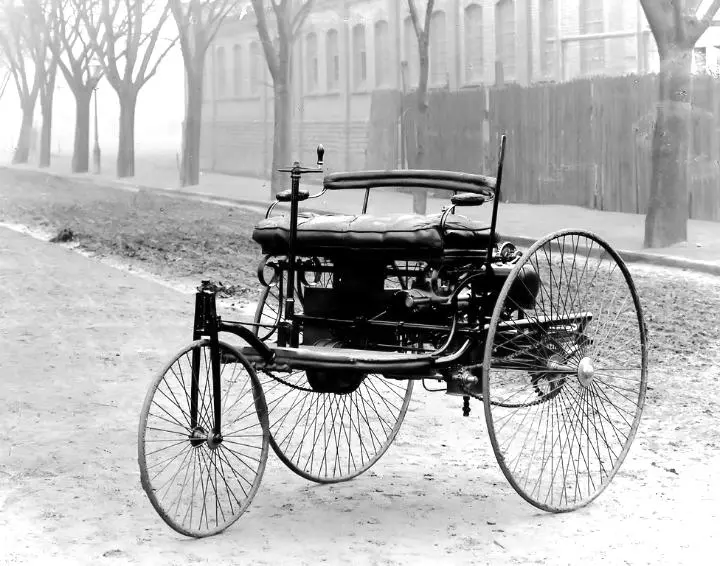 The world's first car