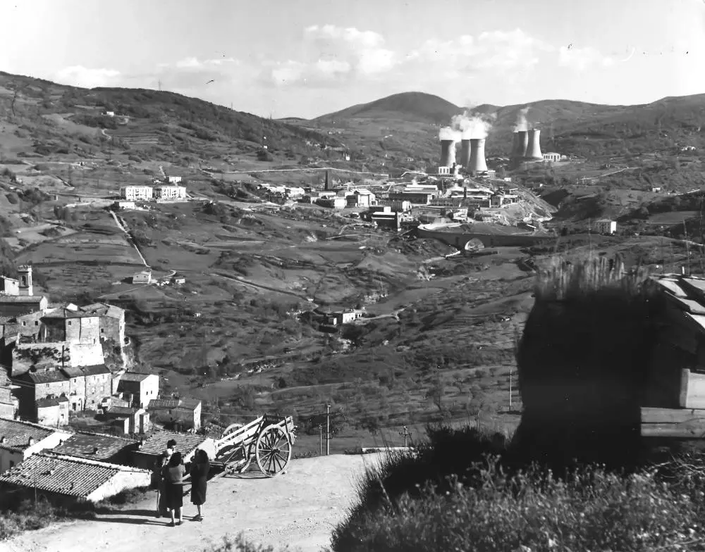 Larderello power plant history