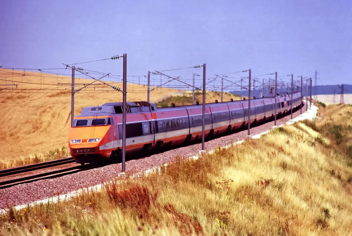 The History of the TGV Train - Techhistorian